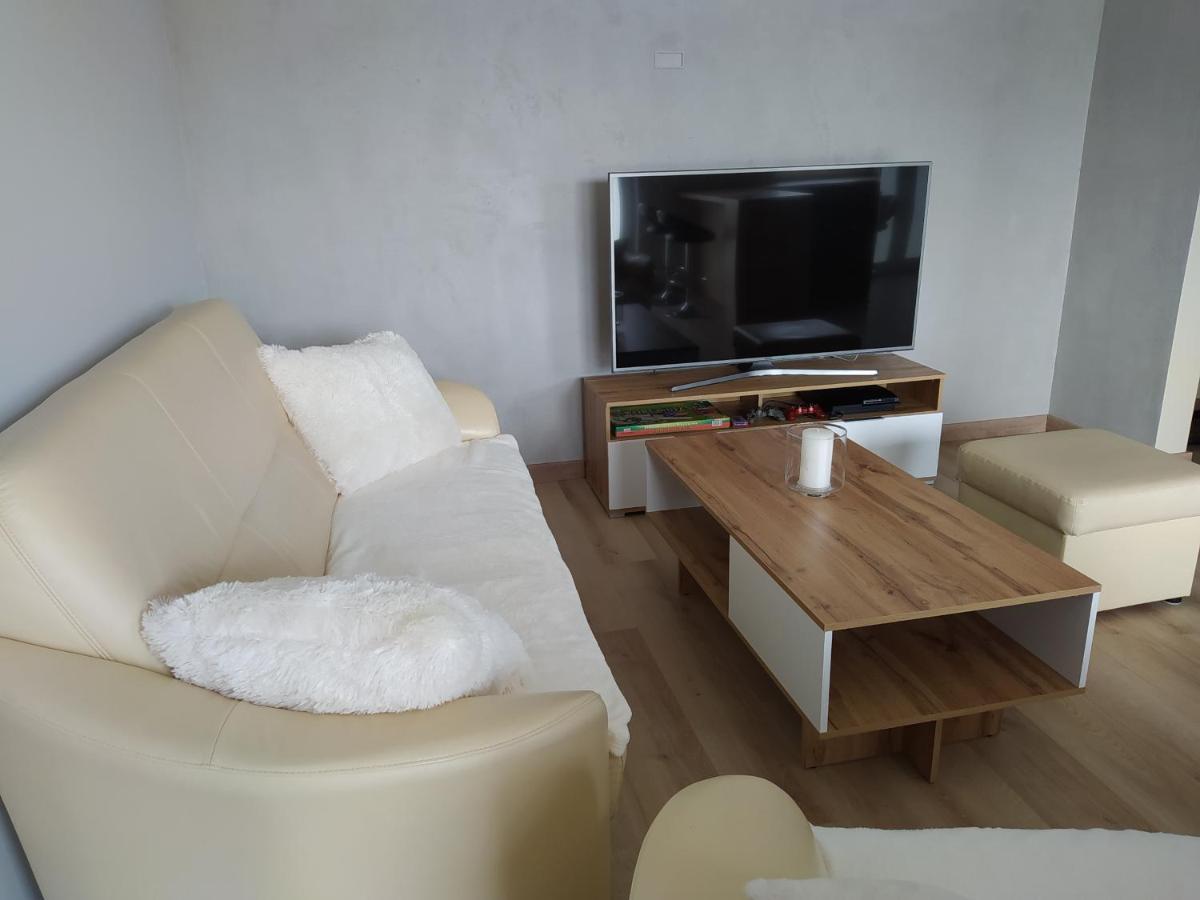 Apartament Z Widokiem Pila Exterior photo